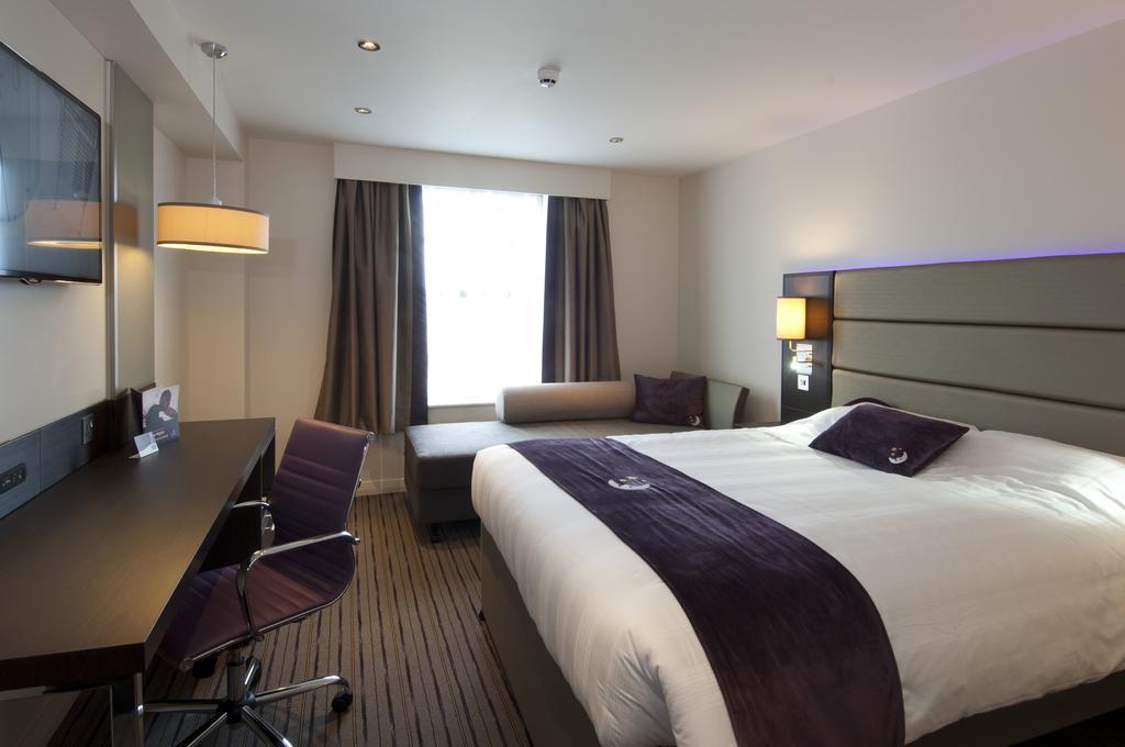 Premier Inn Glasgow East Kilbride - Peel Park Rom bilde