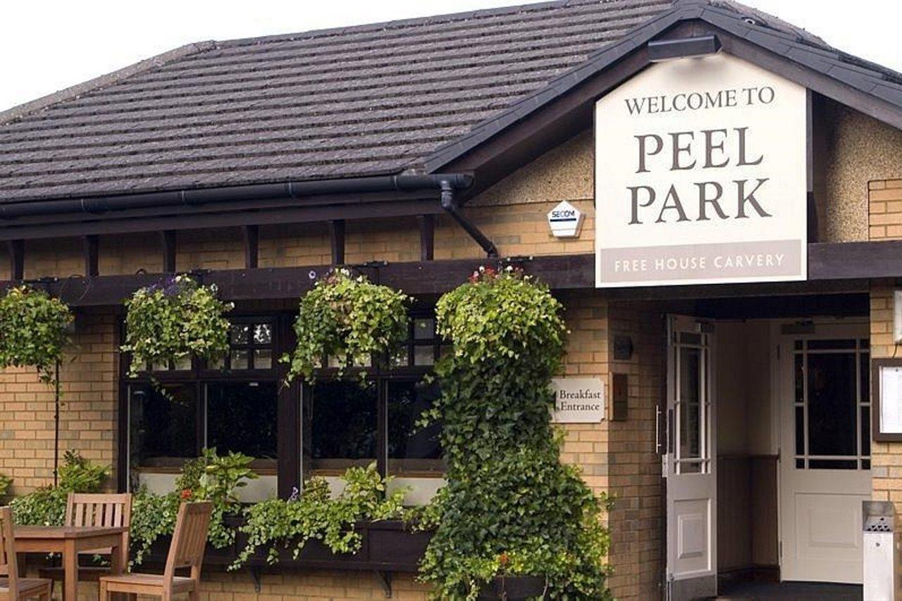 Premier Inn Glasgow East Kilbride - Peel Park Eksteriør bilde